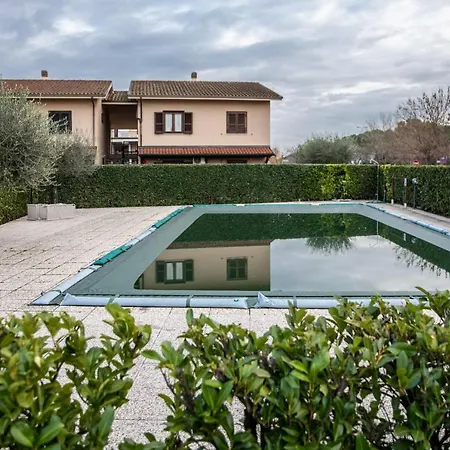 Apartment Virgilio 1 By Micaela