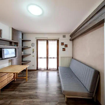 Virgilio 1 By Micaela Apartment Sirmione