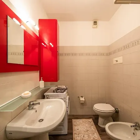 Virgilio 1 By Micaela Apartment *